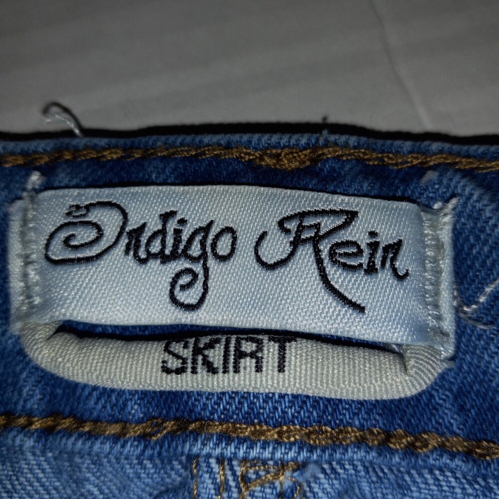 Indigo Rein Size 11 Distressed Raw Hem Mini Jean Skirt-Y2K-Micro-Button Fly - Picture 7 of 7